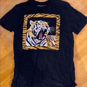 Graphic t-shirt